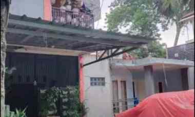 Dijual Rumah dan 10 Kontrakan Hitung Tanah dekat MRT. Cirendeu Ciputat