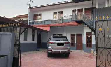 Rumah Kost 2 Lantai 8 Pintu di Komplek Kav PTB Duren Sawit Jakarta