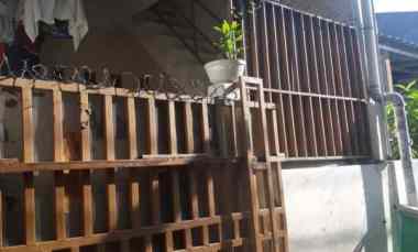 dijual kost jl nanas gang flamboyan