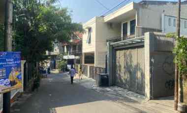 Dijual Rumah Tinggal Baru dan Kost Lokasi Kemang Jakarta Selatan