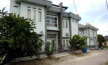 Dijual Rumah Kost Hook 6 Kamar Full Penyewa Full Furnished di Karawang
