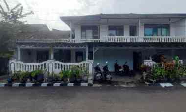 Kost 25 Kamar Penuh Terisi dekat Pusat Kota Sayap jl. Jakarta Bandung