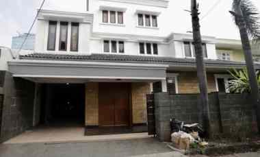 Jual Sewa Rumah Bisa untuk Kantor di Area Cilandak dekat Citos, JakBar