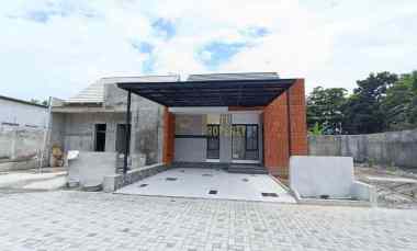 Perumahan Modern Design Tropical dan Open Space di Mlati Sleman