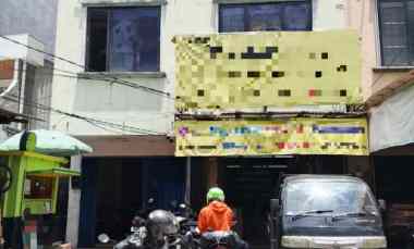 Dijual Ruko Gandeng 2 Unit dengan Kelebihan Tanah di Fatmawati