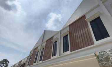 Ruko Siap Huni 2 Lantai Lokasi Premium Jln Raya Citayam Cipayung Depok