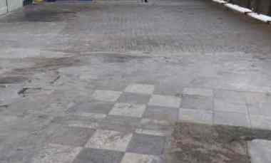 Dijual Rumah dan Gudang Lokasi Raya Rungkut Cocok untuk Bisnis