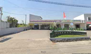 Ruko dan Usaha Indomaret Aktif di Depan Perum Taman Krian Regency