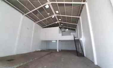 Gudang Lebak Surabaya Timur, Akses Truk Engkel Bukan Kontainer