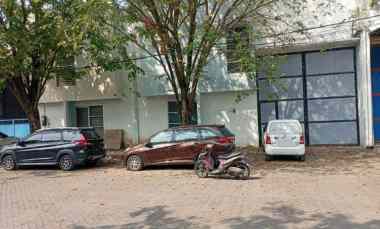 Gudang di Safe and Lock, Lingkar Timur Sidoarjo. Letak Gudang di Bagia