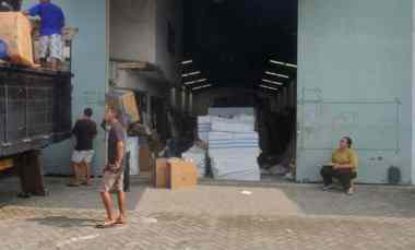 Gudang Second Margomulyo Surabaya dekat Pelabuhan, Tol Tandes