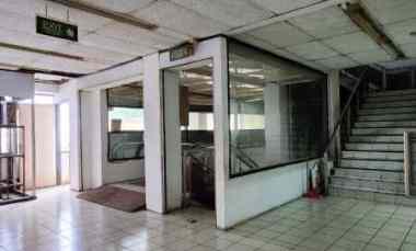 Gedung Perkantoran 3425m Strategis Area Komersial di Menteng Jakarta