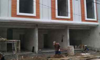 Ruko 2 Lantai Siap Pakai Murah Lokasi dekat Tol Sawangan,Depok