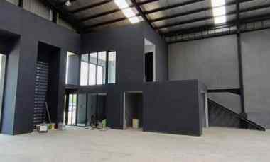 Gudang Modern 2M-an Sehati Industrial Park Sidoarjo Nol Jalan Raya