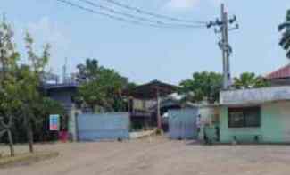 Ex Pabrik Lokasi Nol Jalan Raya Pantura Duduk Sampeyan, Gresik