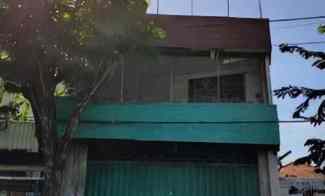 Ruko 2,5 Lantai Pinggir Jalan Raya Kapas Krampung, Tambaksari