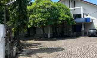 Gedung Perkantoran Strategis di Raya Prapen Jemursari, Surabaya