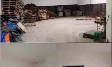 Gudang Safe N Lock Bersih Siap Pakai Hdp Selatan Dingin