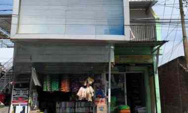 Ruko Deretan Pasar Pacuan Kuda Siap Pakai di Area Ramai Strategis