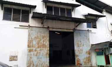 Dijual Gudang Luas 2.070 m2, Akses Jalan Counteiner dekat dengan Toll