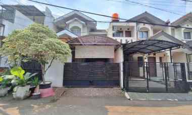 Dijual Butuh Rumah 2 Lantai Siap Huni Digrand Galaxy Bekasi