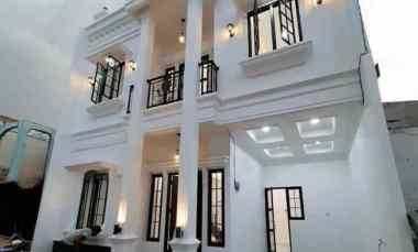 Dijual Rumah 3 Lantai Beji Depok 1 Miliar