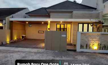 800 meter Pamella 7, Rumah One Gate System Mewah Purwomartani, Sleman