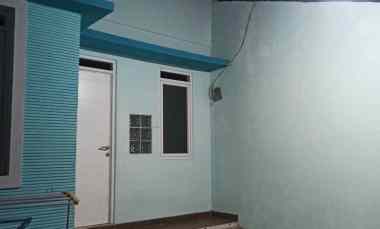 Dijual Rumah Full Renovasi, Lingkungan Asri