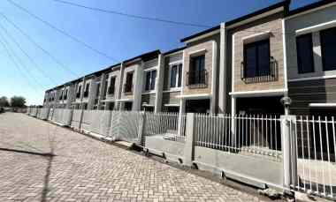 Rumah Diskon Merdeka Mulai 80 jutaan, Alana Tambak Oso dekat Oerr, Merr