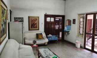 Buyer ONLY, Ambengan, Rumah Tengah Kota dekat Grand City Mall