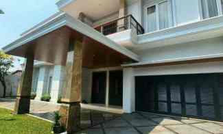 Brand New 2Lt, Pool, Balkon, Hal Luas, Kualitas Bagus di Ampera Kemang