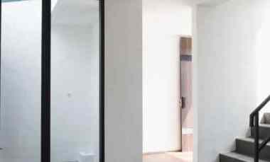 dijual rumah antapani