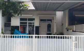 Rumah Dijual Siap Huni 2 Lantai 4 Kamar Tidur di Arcamanik - Antapani