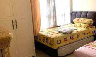 Dijual Cepat Apt. Paladian Lantai Tinggi Semi Furnish, Bisa Nego