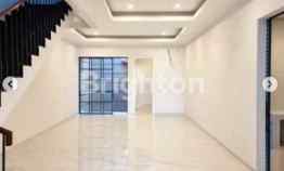 Araya 2, Rumah New Gress Minimalis Siap Huni Selangkah Raya Merr