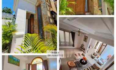 Rumah 2 lantai Araya Tahap II Surabaya Timur Furnish, Bagus