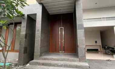 Rumah Dijual di araya