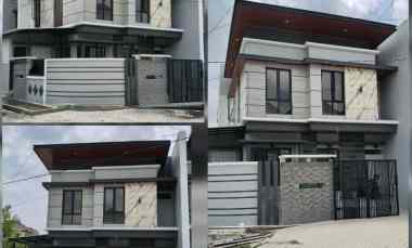 dijual rumah araya