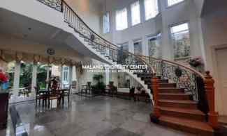 Rumah Dijual di Araya Golf