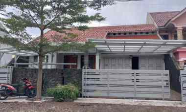 Rumah Luas Nyaman Terawat Strategis di Arcamanik Endah Kota Bandung