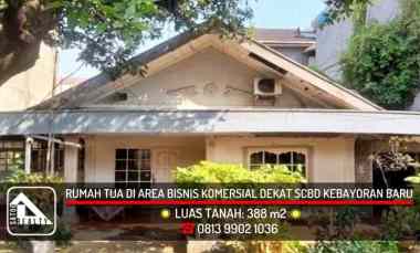 Rumah Lama Hitung Tanah di Area Komersial dekat SCBD, Kebayoran Baru