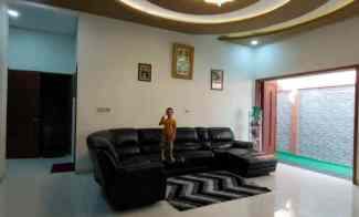 Rumah Strategis 5 Kamar di Asoka Town House Cawang, Kramat Jati