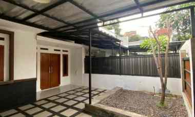 Rumah Dijual di Komp Puri Cipageran Cimahi