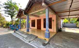 Dijual Rumah Asri Mojogedang Karanganyar