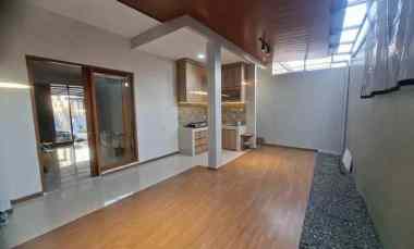 Rumah Dijual di Awiligar