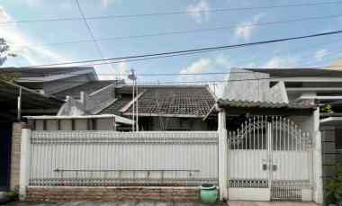 Rumah Babatan Pantai, Pakuwon City, Kenjeran, Terawat, Siap Huni