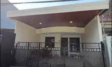 Rumah Baru Renov Babatan Pantai Utara dekat Anyeong Harga 1M-an Saja