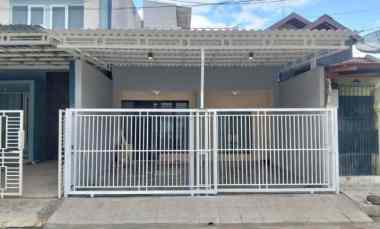 Rumah Dijual di Babatan Pantai Utara