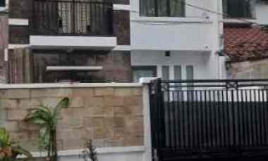 Babatan Pratama Siap Huni Include Furniture Harga 1Man dekat Royal Res