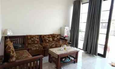 Dijual Rumah Bagus dan Modern Lokasi Ciputat Jombang